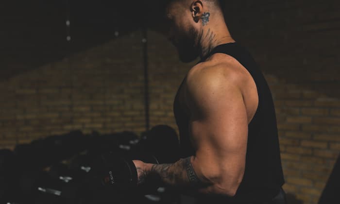 Тренировка 3 "Руки: бицепс + трицепс"