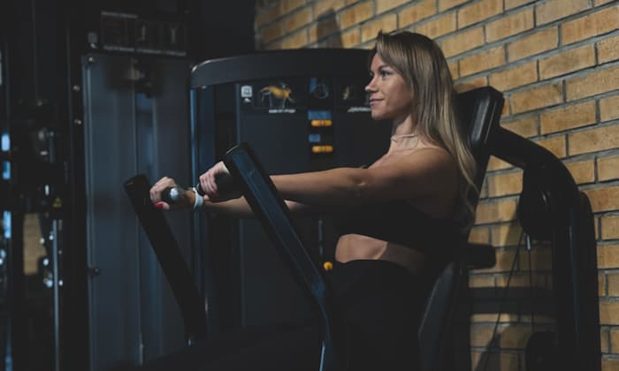 Тренировка 8 "Грудь + ягодицы"